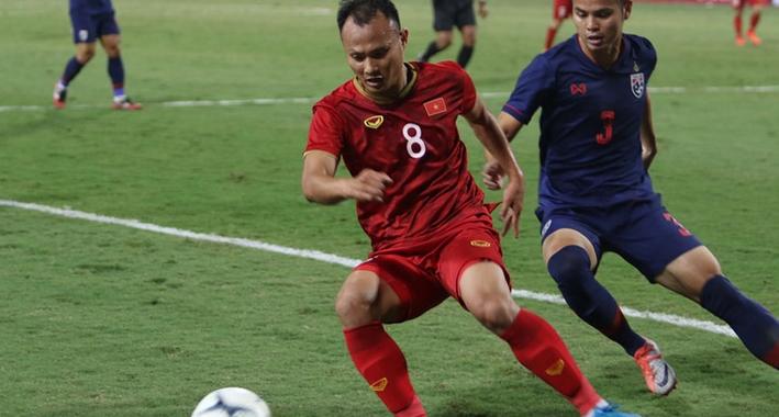 Từ "Cậu bé vàng" xứ Nghệ đến "Máy chạy" của bóng đá Việt Nam